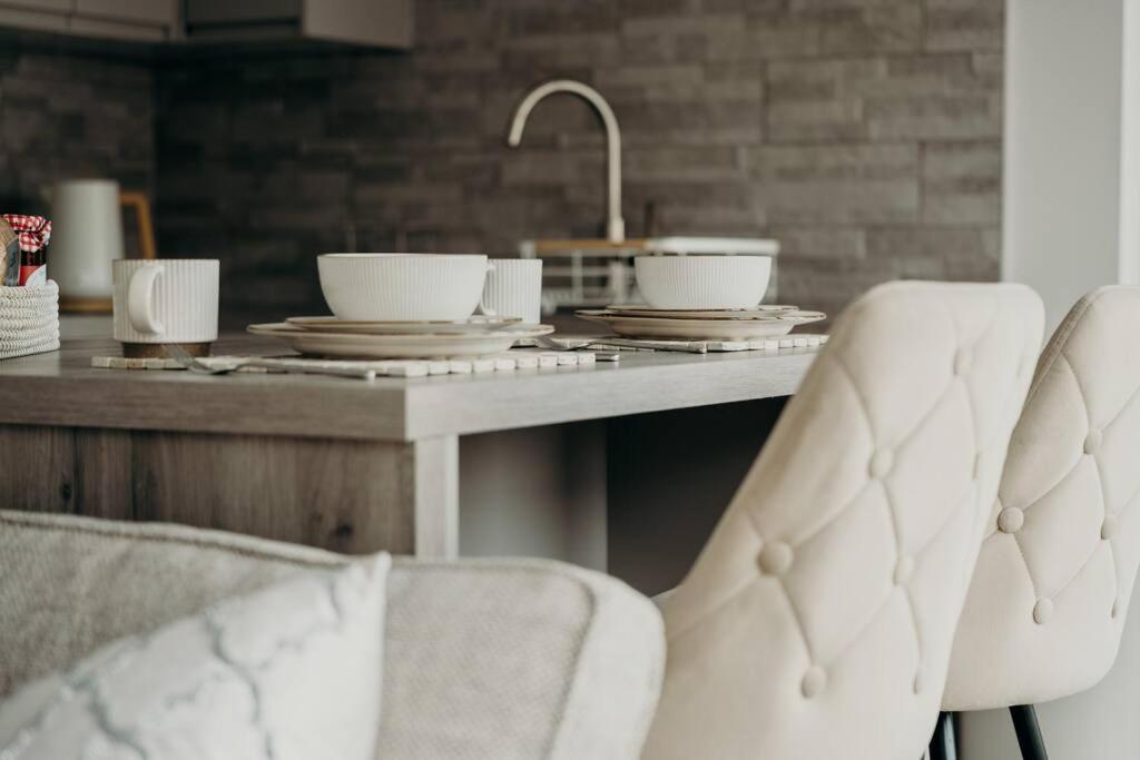 Elegant Barn Retreat With Jacuzzi Grainthorpe